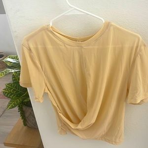 Lululemon mesh off white size 6 top